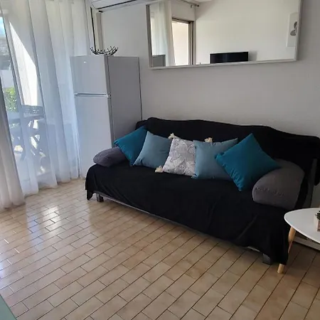 Clim Rez-de-jardin Resid Piscine 150 M *